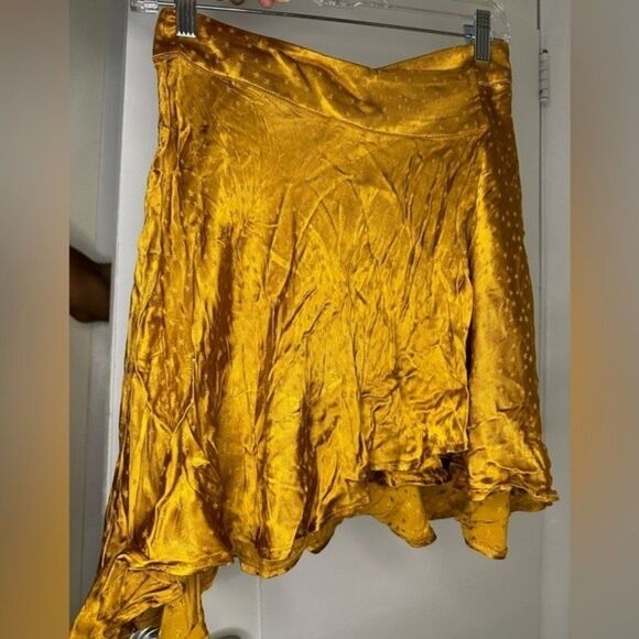 Free People Starstruck Gold Metallic Ruffle Fairy Mini Skirt Women's 4 - Picture 3 of 6